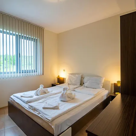 比亚拉全景度假村