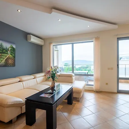 Byala Panorama 3* ビャラ