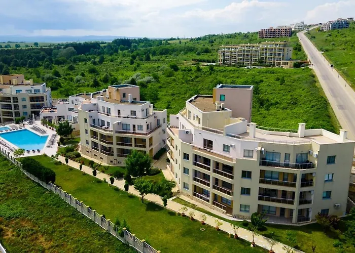 Byala Panorama 3* ビャラ